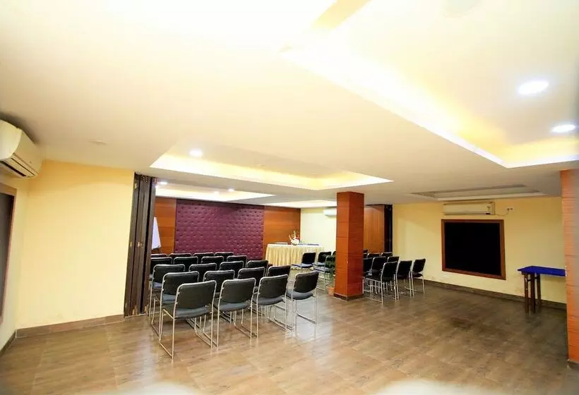 Fotos del hotel Crestwood:  13