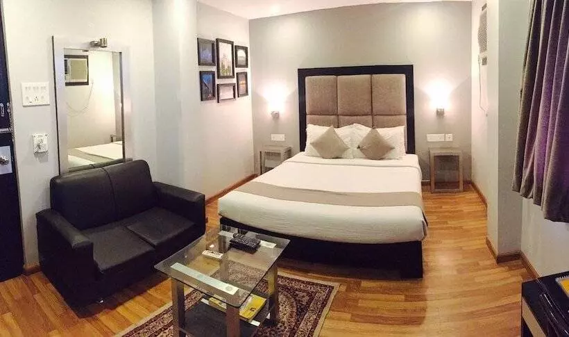 Fotos del hotel Crestwood:  12