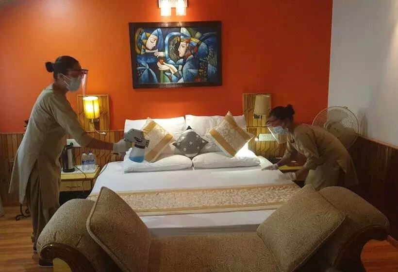 Fotos del hotel Natraj Pure Veg:  2