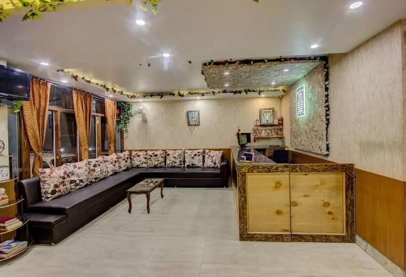 Fotos del hotel Natraj Pure Veg:  3