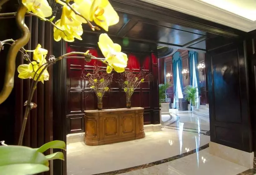 Fotos del hotel Royal Grace  Optics Valley Wuhan:  3