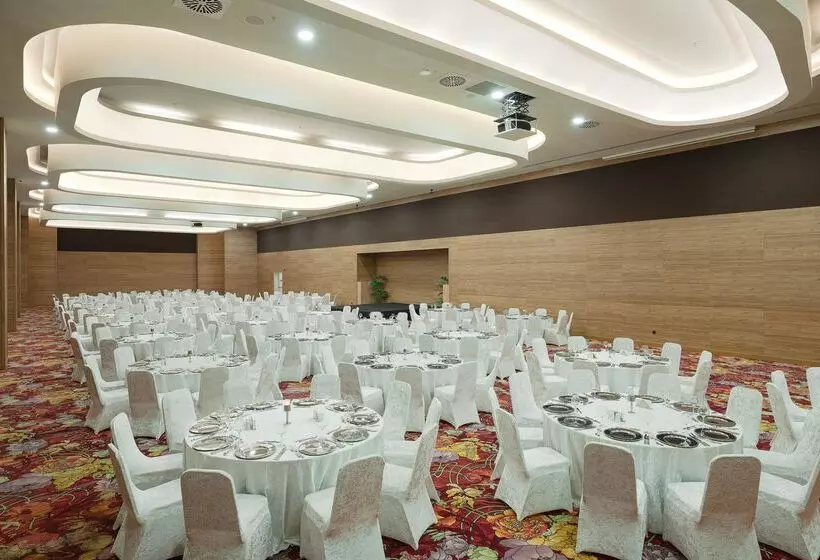 Fotos del hotel Concorde Tower & Casino & Convention & Spa:  13