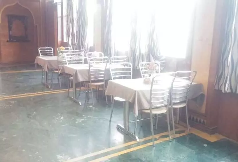 Fotos del hotel Delhi Aerocity:  12