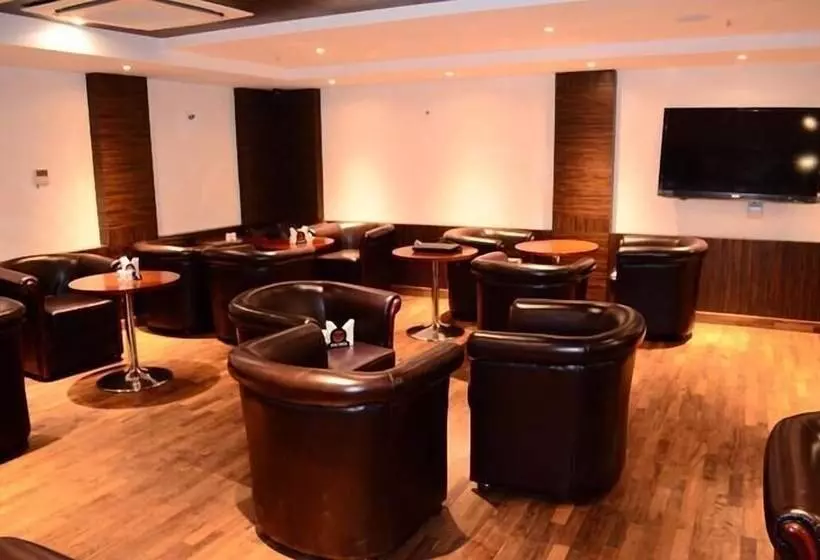 Fotos del hotel Bkr Grand:  4