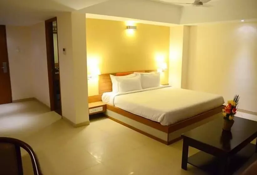 Fotos del hotel Bkr Grand:  11