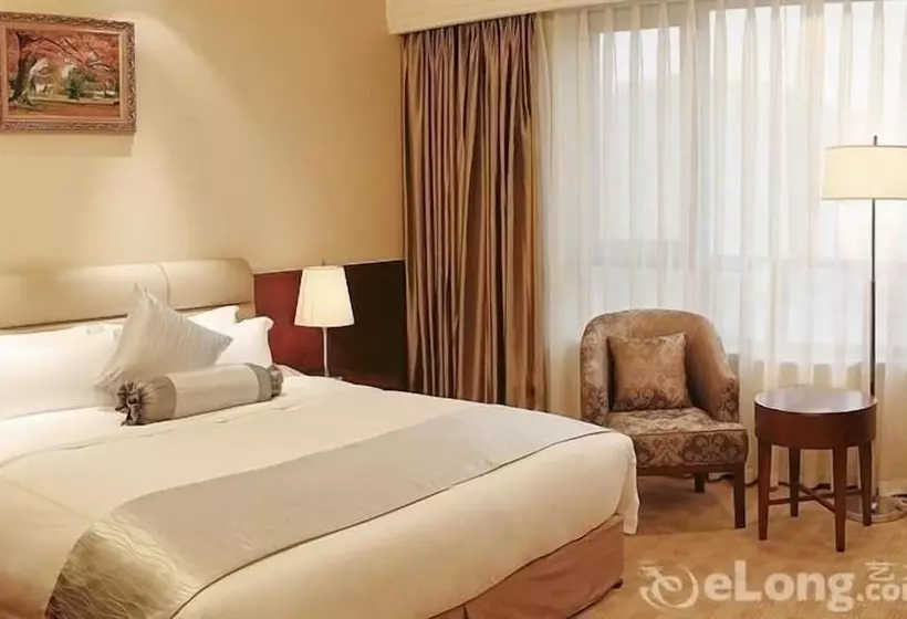 Fotos del hotel Sovereign International:  14