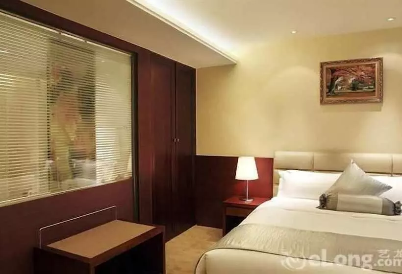 Fotos del hotel Sovereign International:  15