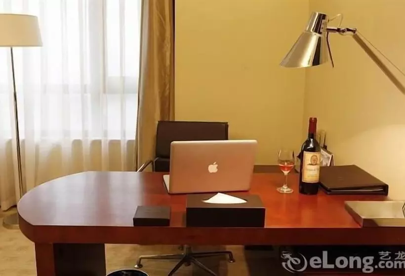 Fotos del hotel Sovereign International:  23