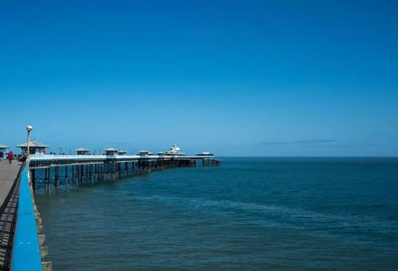 Fotos del hotel The Central:  9