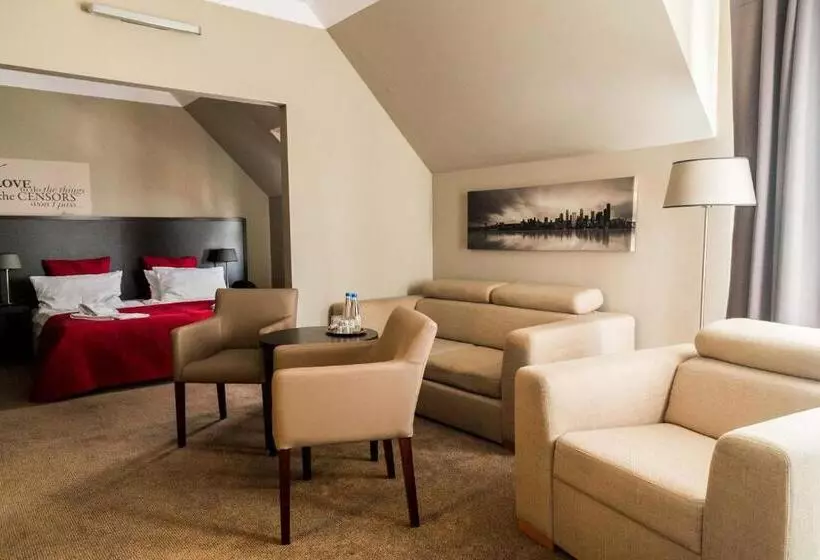 Fotos del hotel Comm  Pozna? Airport:  24