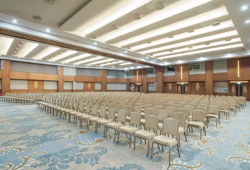 Fotos del hotel Doubletree By Hilton Istanbul Atasehir  & Conference Centre:  12