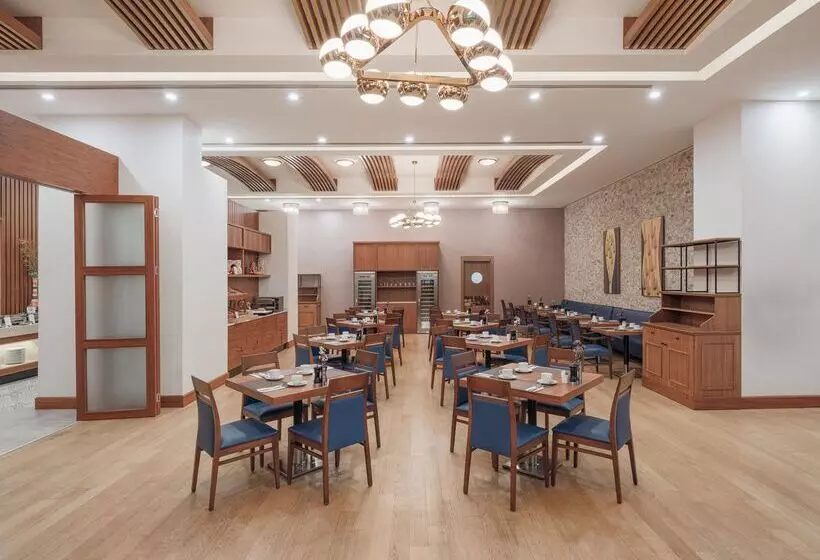 Fotos del hotel Doubletree By Hilton Istanbul Atasehir  & Conference Centre:  8