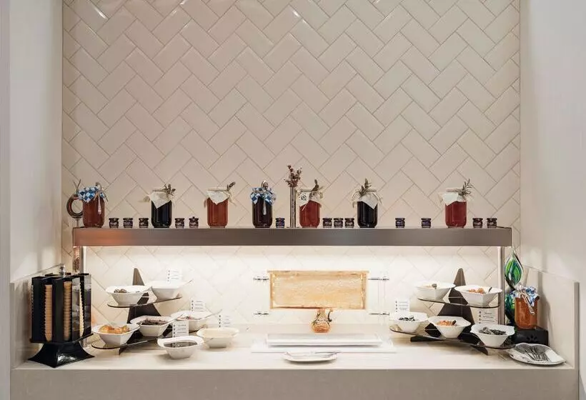 Fotos del hotel Doubletree By Hilton Istanbul Atasehir  & Conference Centre:  32