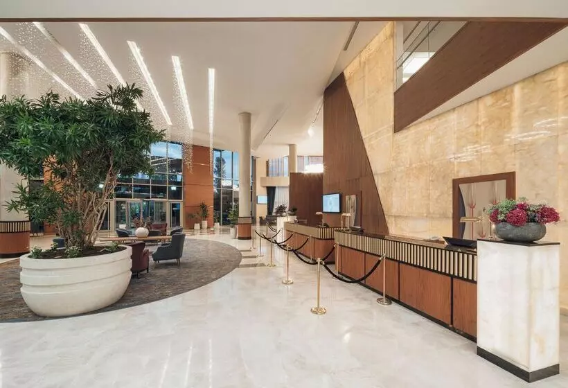 Fotos del hotel Doubletree By Hilton Istanbul Atasehir  & Conference Centre:  7
