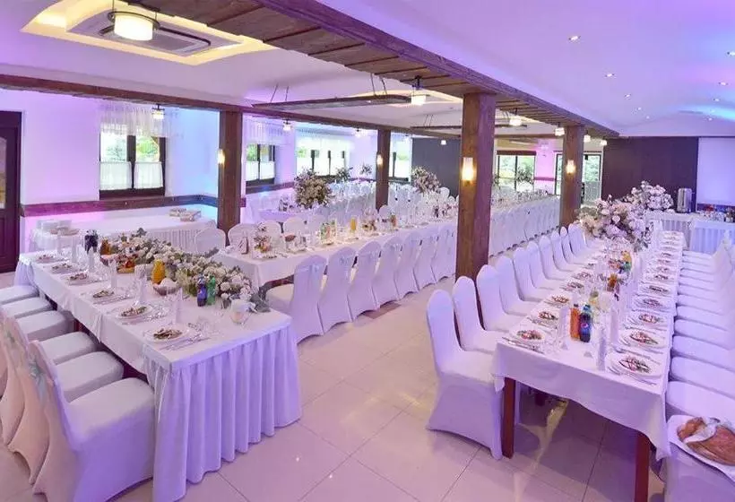 Fotos del hotel Tyniecki:  12