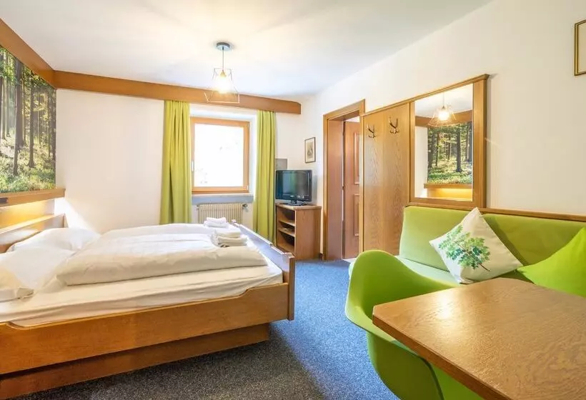 Guesthouse Pension Grafenstein