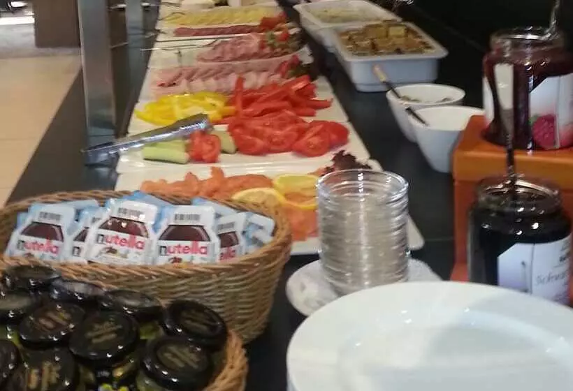 Fotos del hotel Sorat Hotel Saxx Nürnberg:  18