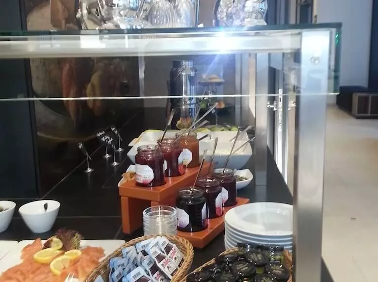 Fotos del hotel Sorat Hotel Saxx Nürnberg:  22