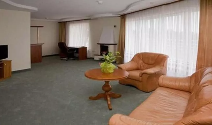 Fotos del hotel Ambasador Chojny:  25