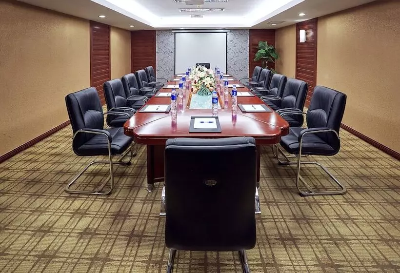 Fotos del hotel Holiday Inn Express Nanjing Xuanwu Lake, An Ihg:  7