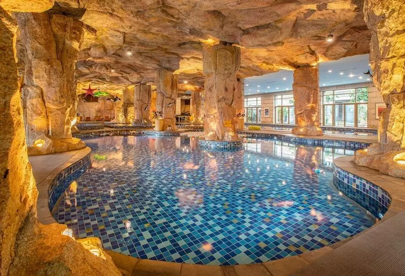 Fotos del hotel Mission Hills Resort Haikou:  15