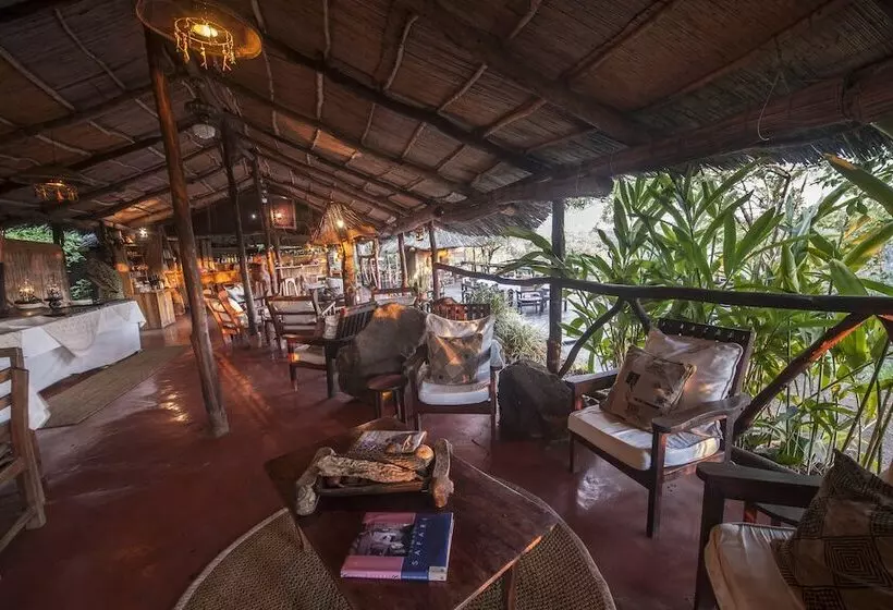 Fotos del hotel Taita Falcon Lodge:  23