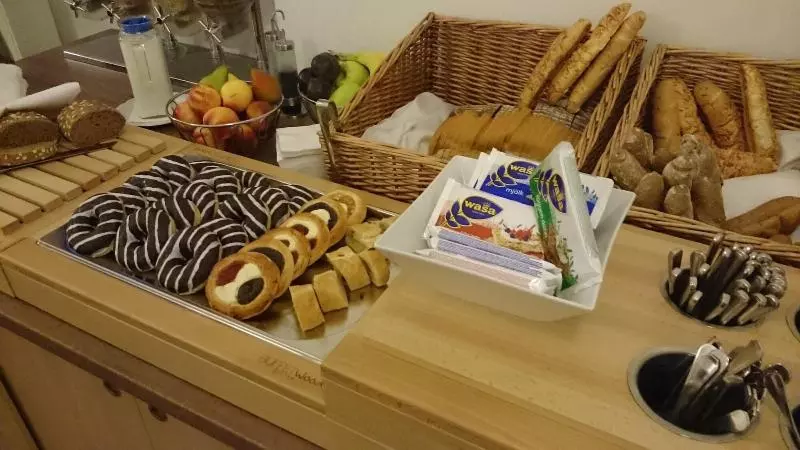 Fotos del hotel Adalbert Eco:  3