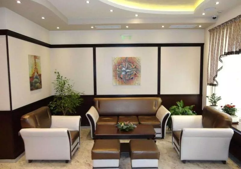 Fotos del hotel Favorit:  3