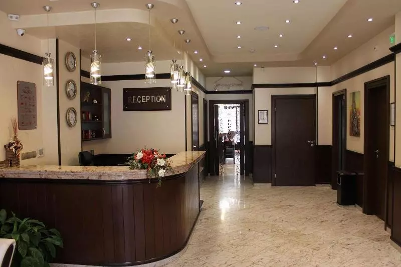 Fotos del hotel Favorit:  4