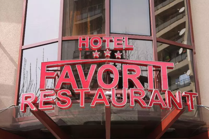 Fotos del hotel Favorit:  14