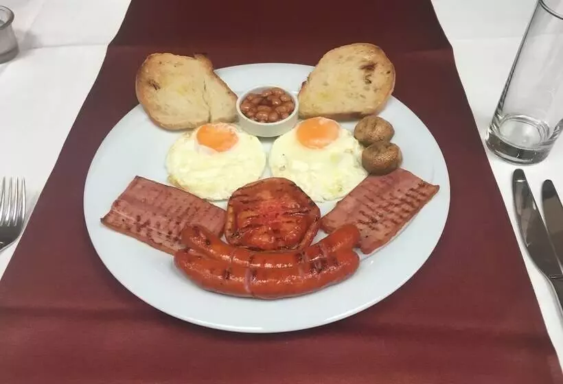 Fotos del hotel Favorit:  16