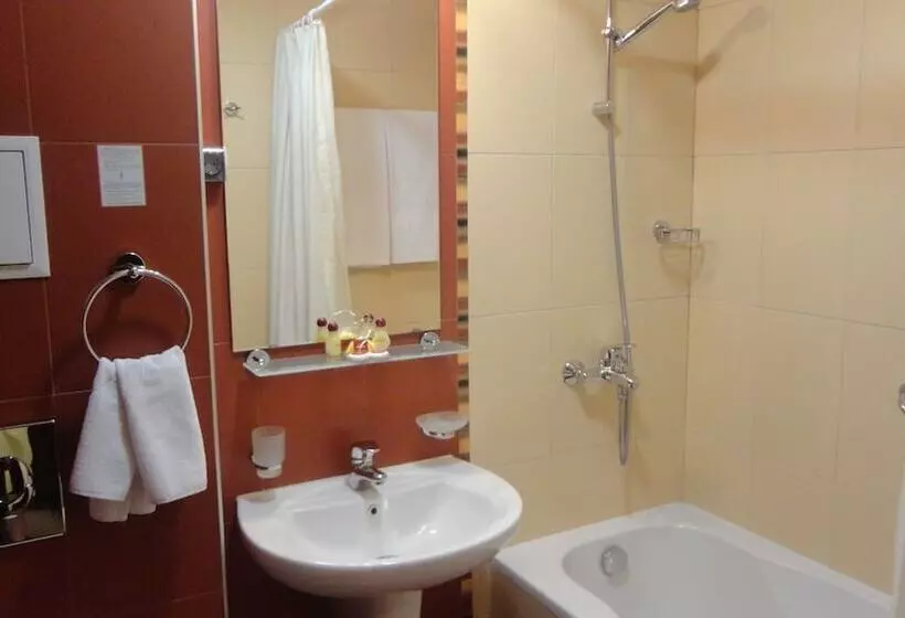 Fotos del hotel Favorit:  23