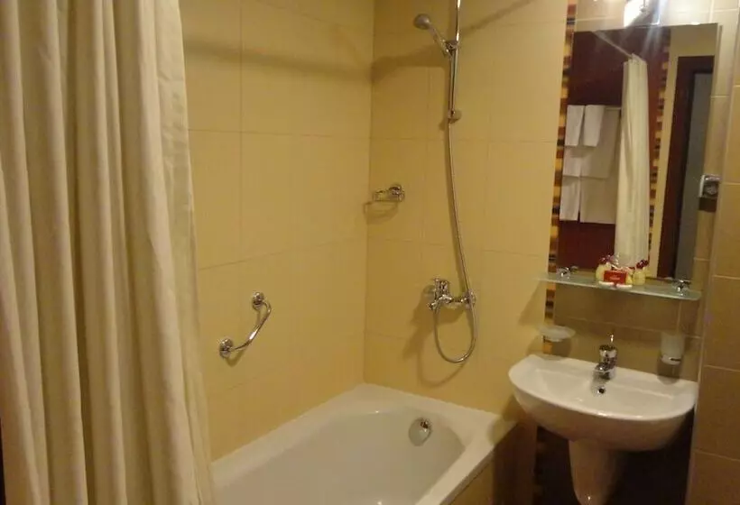 Fotos del hotel Favorit:  17