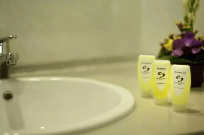 Fotos del hotel Sandat  Kuta:  12