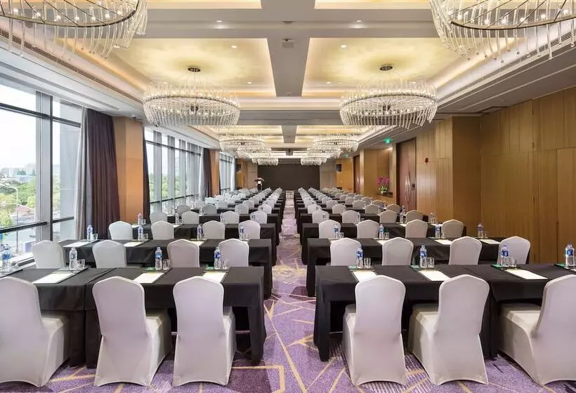 Fotos del hotel Hilton Garden Inn Shanghai Hongqiao Necc:  17