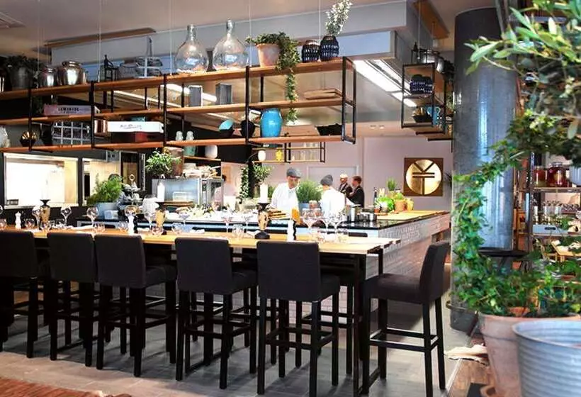 Fotos del hotel Clarion Hotel The Edge:  5