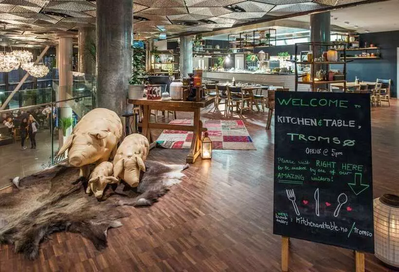 Fotos del hotel Clarion Hotel The Edge:  22