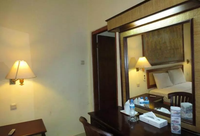 Fotos del hotel Laghawa Beach Hotel & Villa:  14