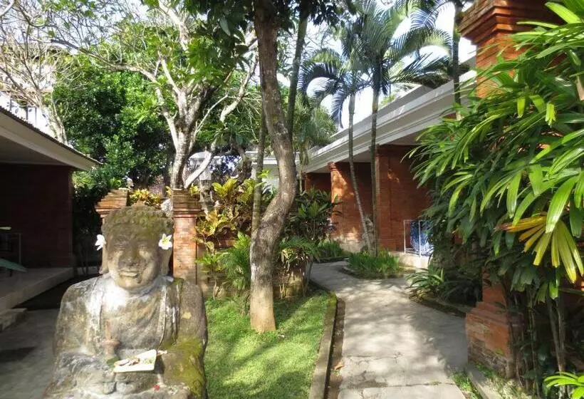 Fotos del hotel Laghawa Beach Hotel & Villa:  13