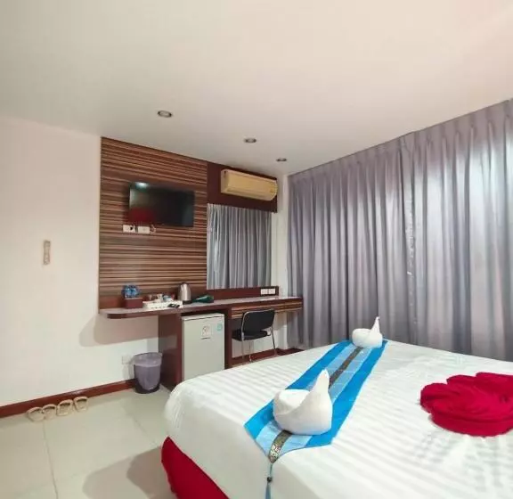 Fotos del hotel Patong Max Value:  20