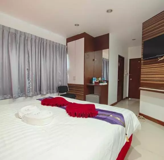 Fotos del hotel Patong Max Value:  3