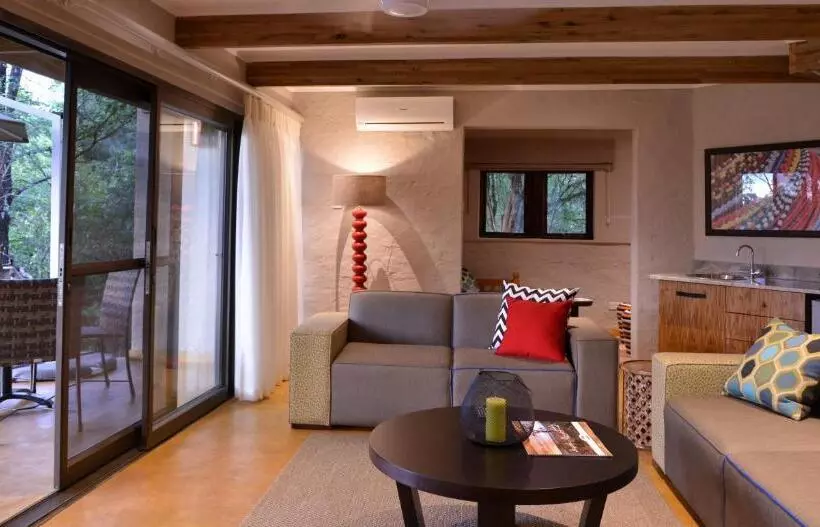 Fotos del hotel Victoria Falls Safari Suites:  20