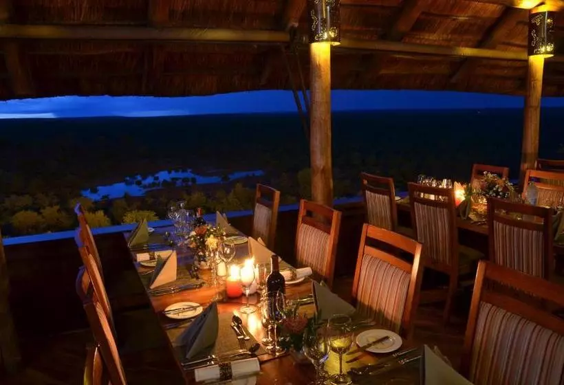 Fotos del hotel Victoria Falls Safari Suites:  3