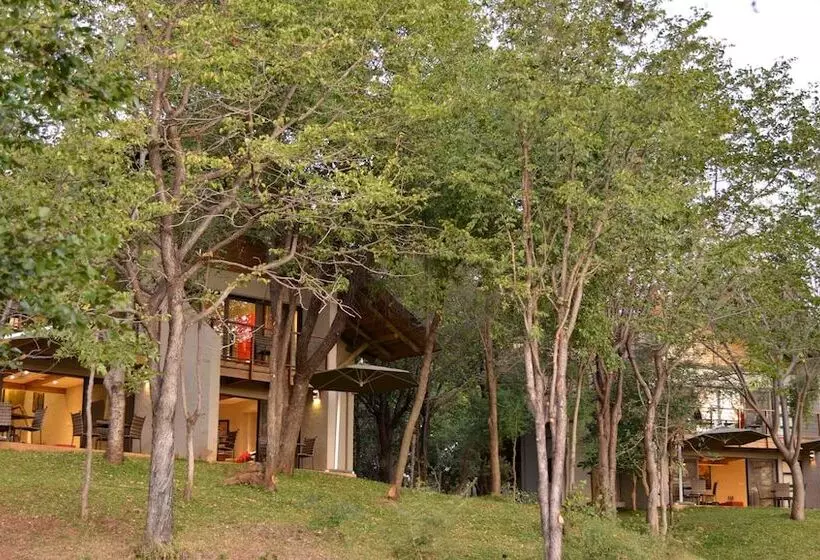 Fotos del hotel Victoria Falls Safari Suites:  22