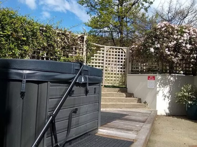 Fotos del hotel Te Anau Lakeview Holiday Park:  9