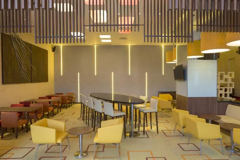 Fotos del hotel Holiday Inn Express Jakarta Pluit Citygate, An Ihg:  2