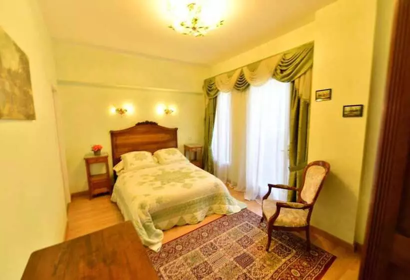 Fotos del hotel Au Pied Du Chateau:  11