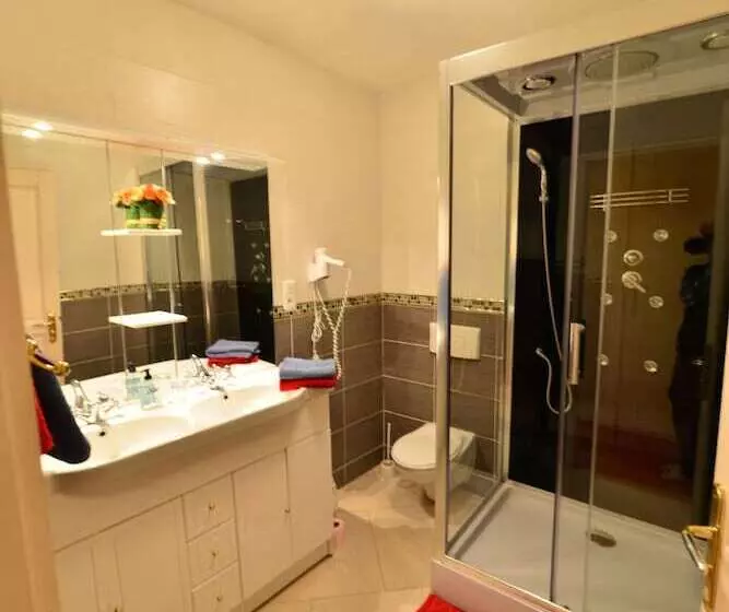 Fotos del hotel Au Pied Du Chateau:  12