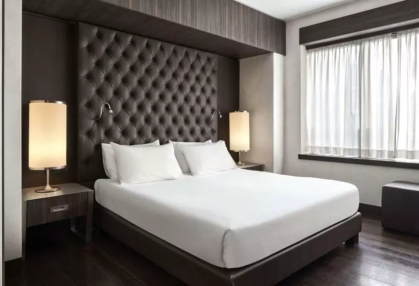 Hyatt Centric Milan Centrale