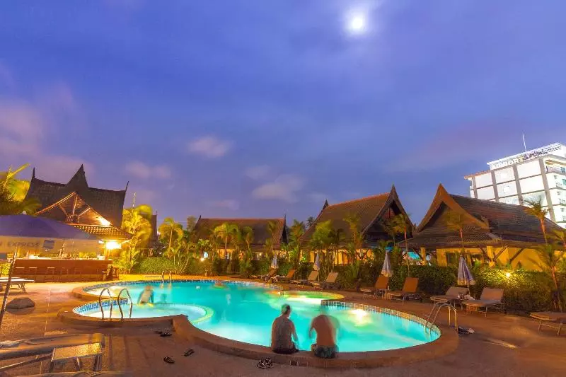 Fotos del hotel Airport Resort & Spa:  4